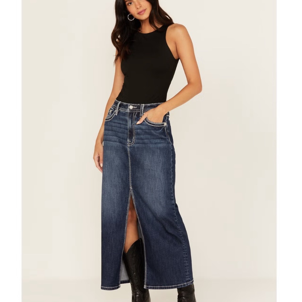 MISS ME WOMEN'S DARK WASH DENIM MIDI SKIRT Size 27 NWOT